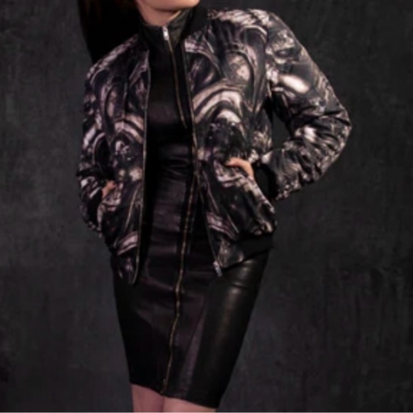 La Femme En Noir x Alien Xenomorph Bomber Jacket Unisex NWT - Picture 1 of 12